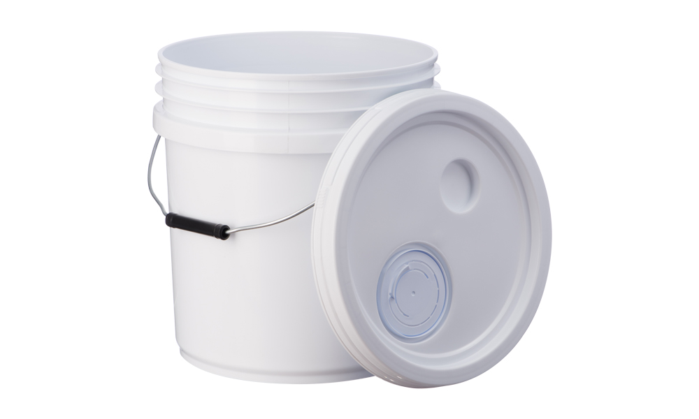 10Ltr Pail & Cover With Spout3